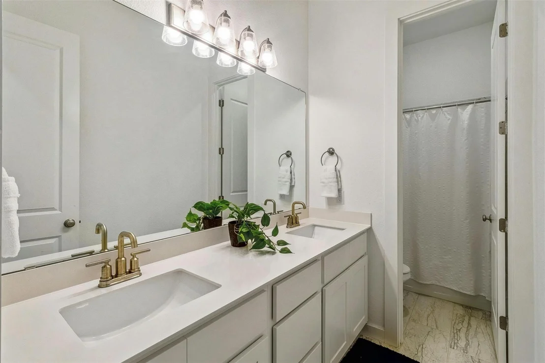 Photo of 104 Rainbow Valley TRL
