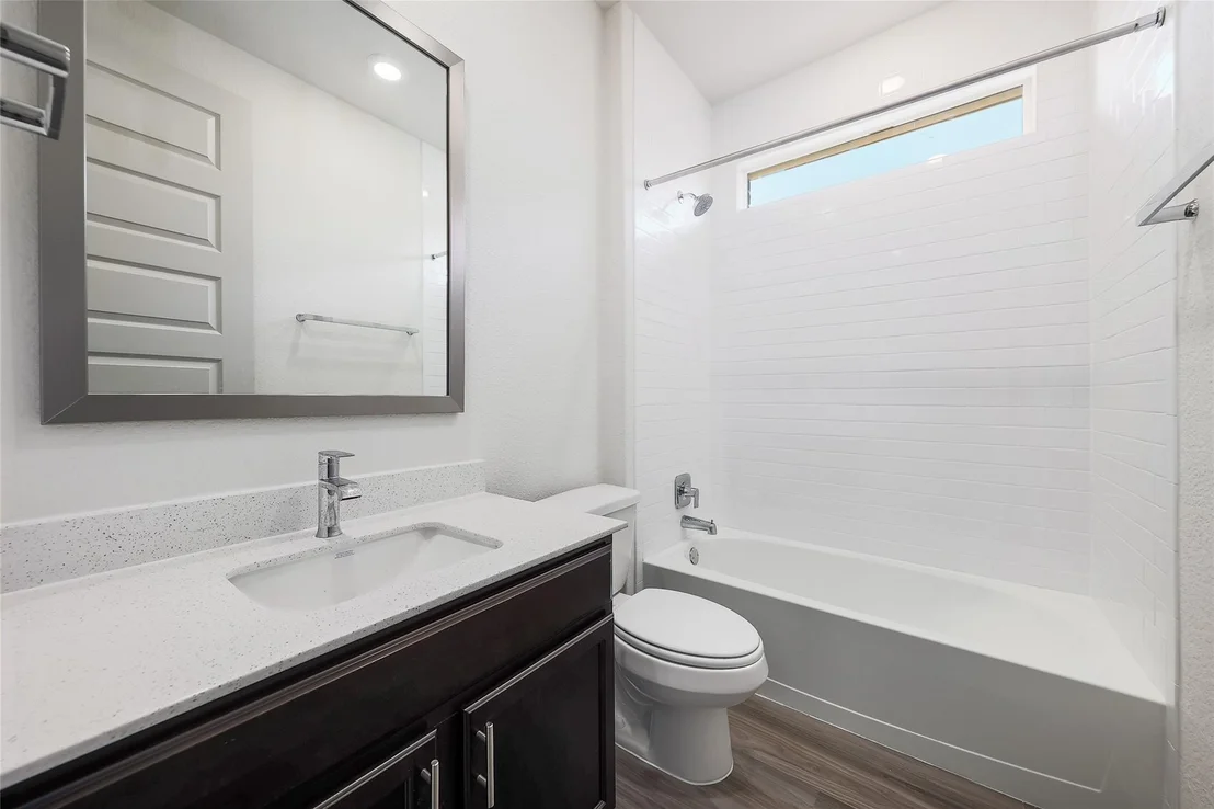 Photo of 1917 Centerline LN