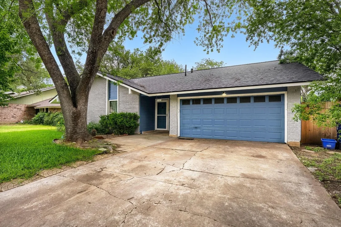 Photo of 5107 Suburban DR
