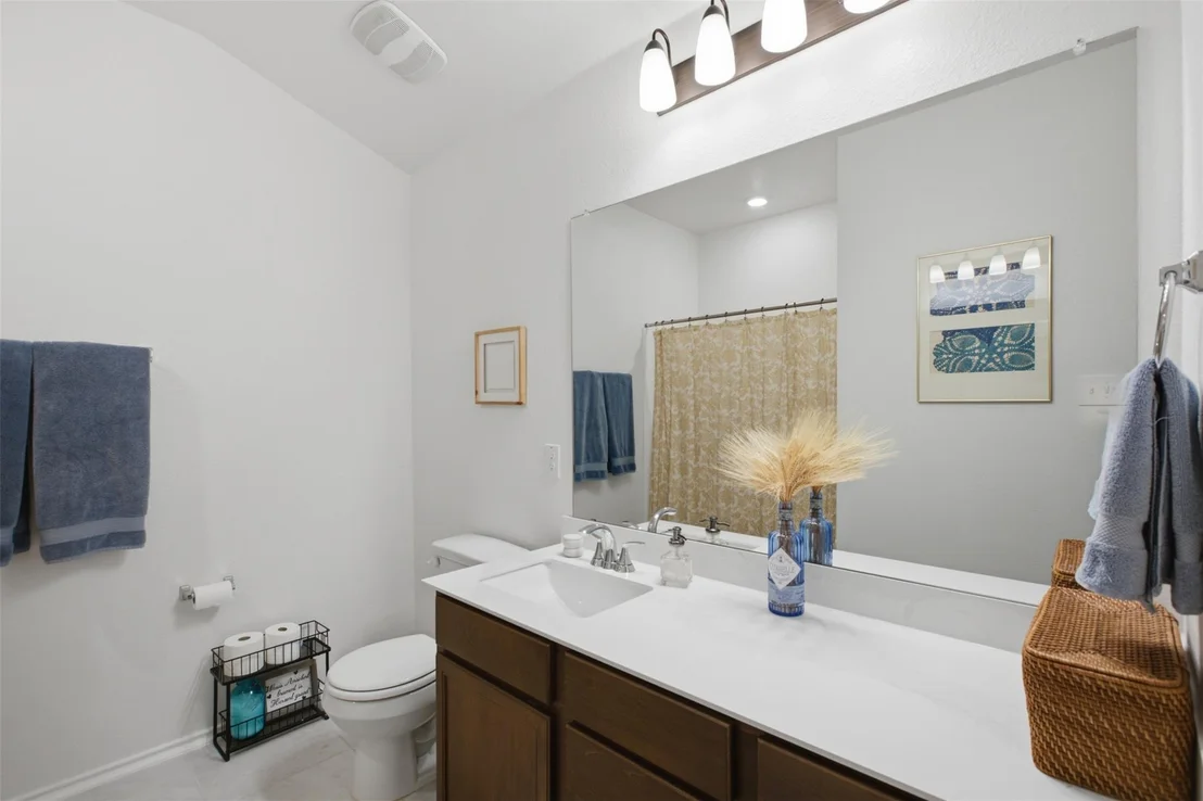 Photo of 110 Sweet Autumn DR