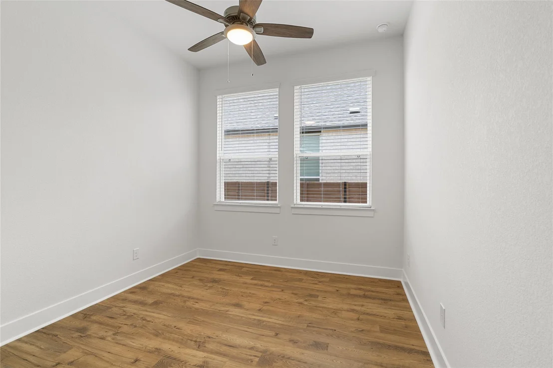 Photo of 2105 Tobiano TRCE