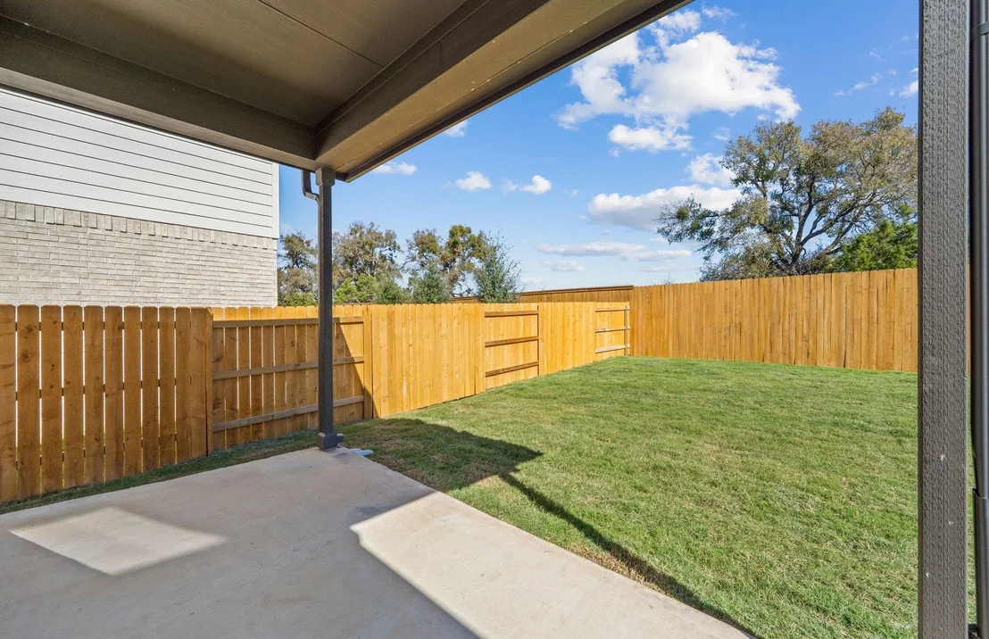 Photo of 125 Adlai Ave