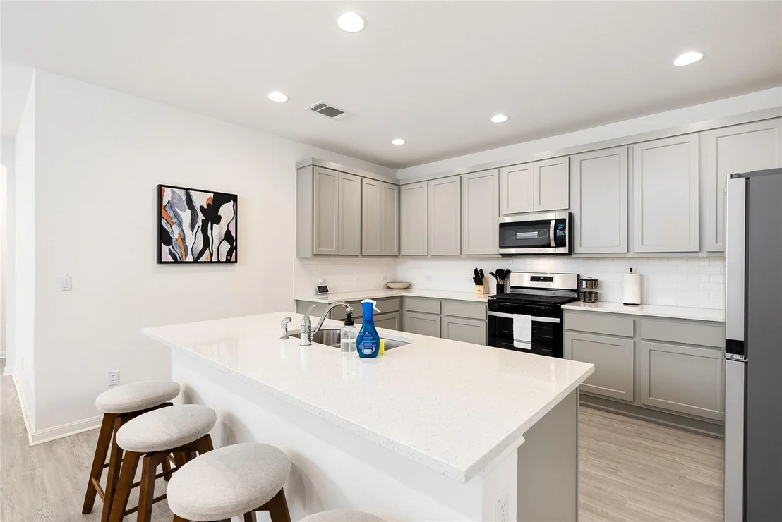 Photo of 12310 Zenyatta DR
