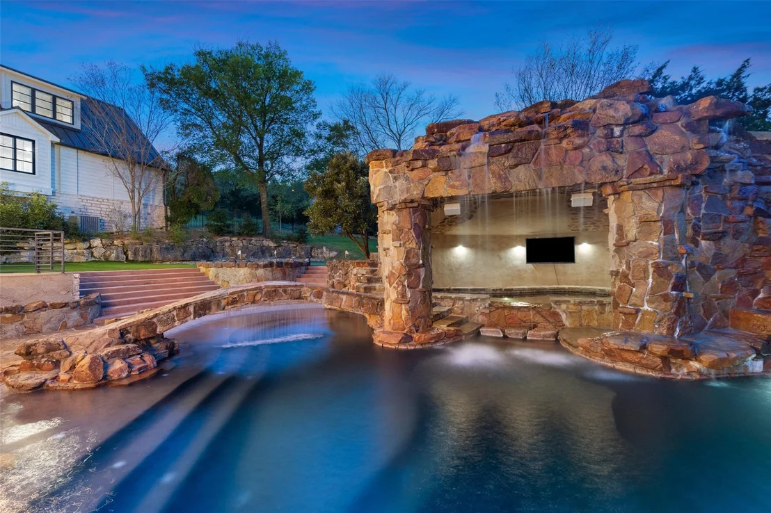 Photo of 29 Pascal LN