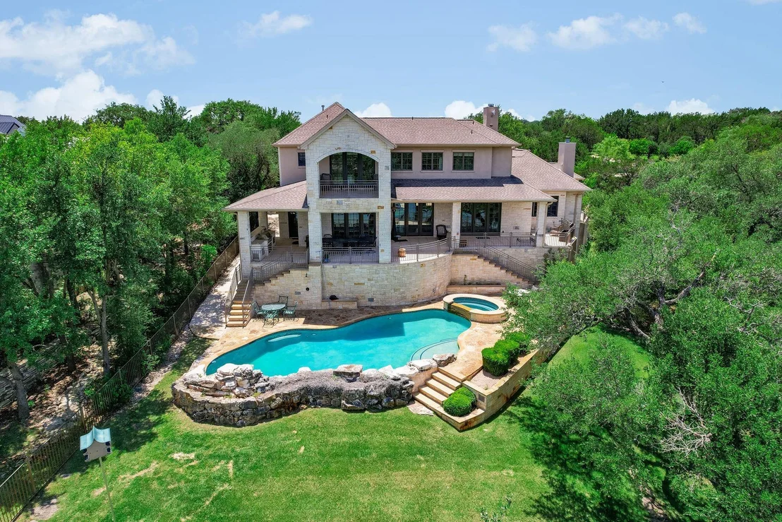 Photo of 3004 Travis Lakeside DR