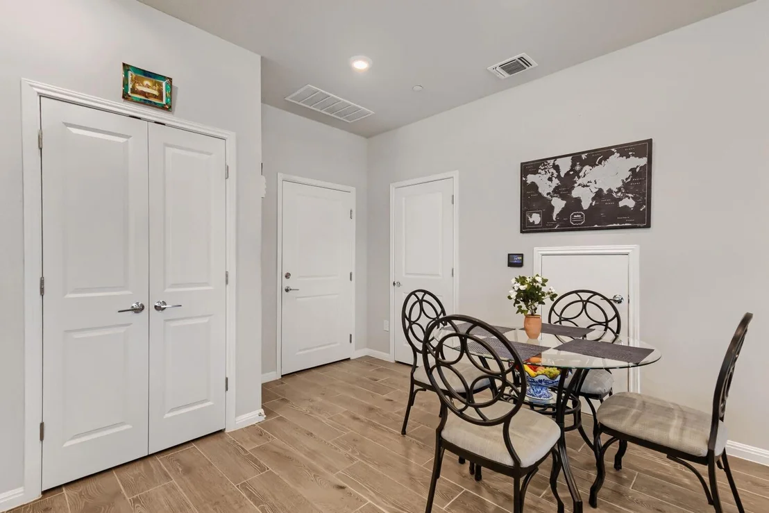 Photo of Unit 1605 at 9015 Cattle Baron PATH