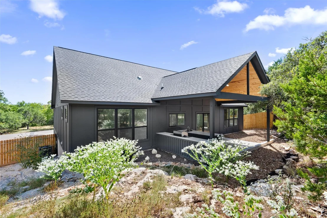 Photo of 30 Creek Side DR