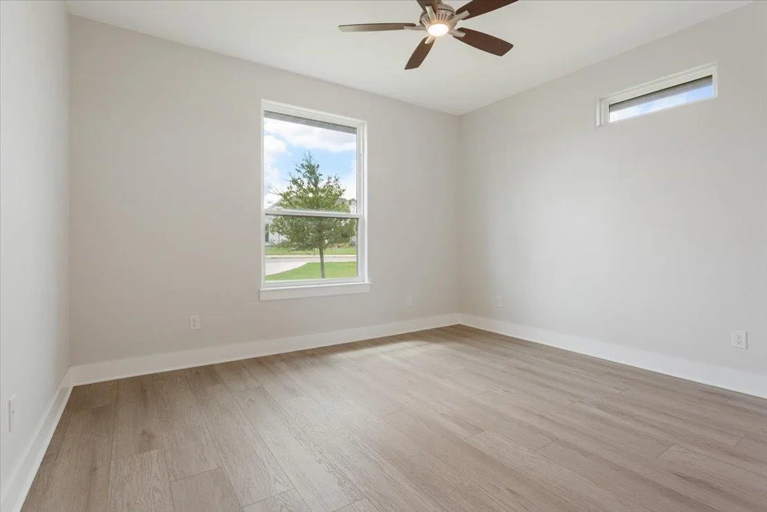 Photo of 1235 Ambrose DR