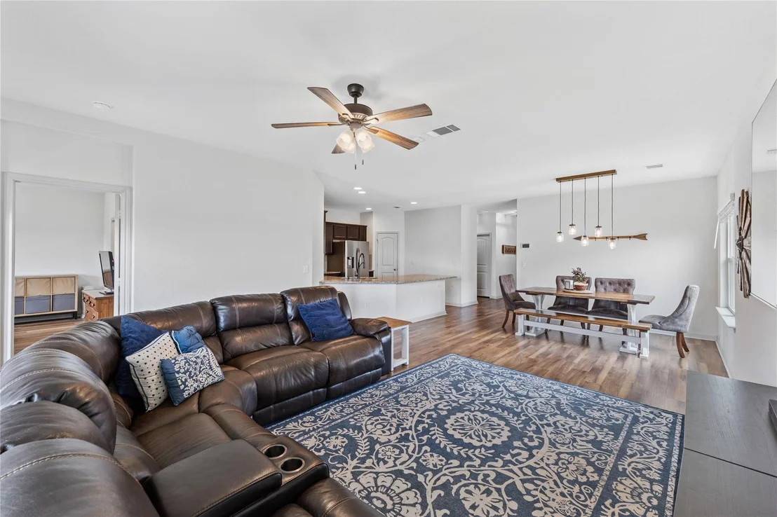 Photo of 717 Dubina Ave