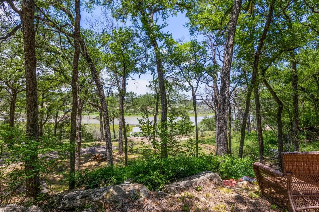 Photo of 25036 RIVER RD