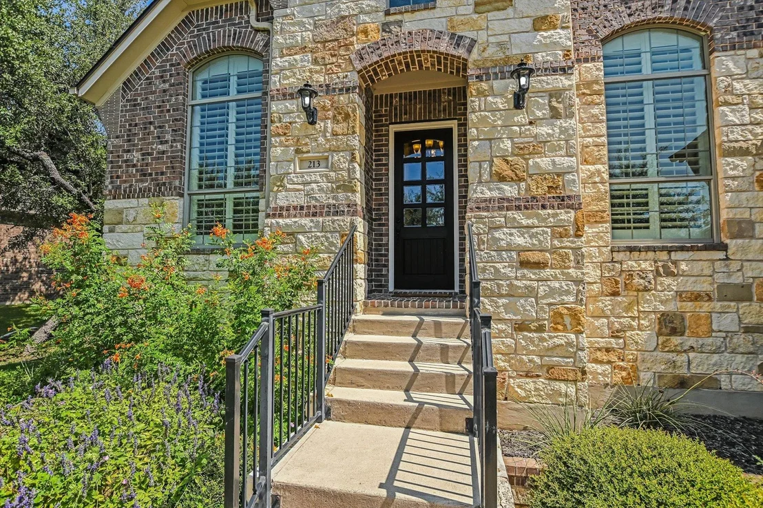 Photo of 213 Mirafield LN