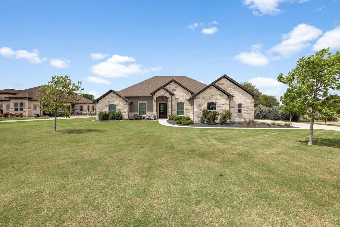 Photo of 329 Independence DR