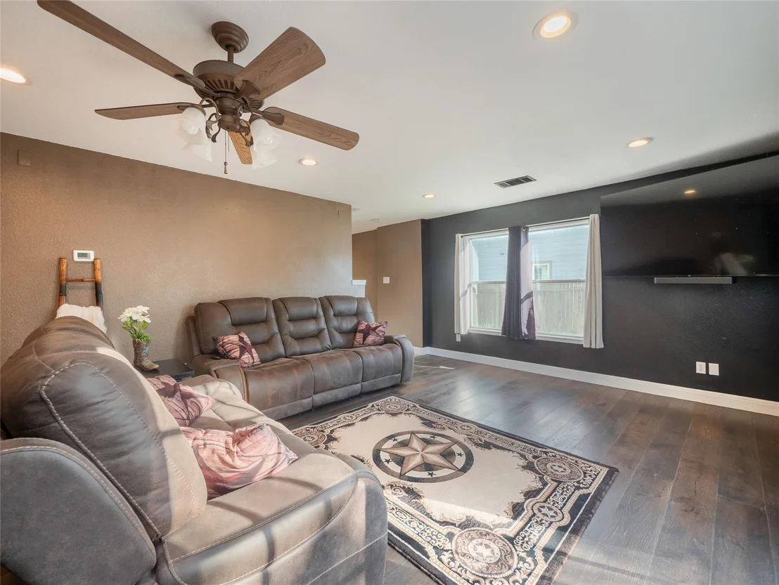 Photo of 401 Bello DR