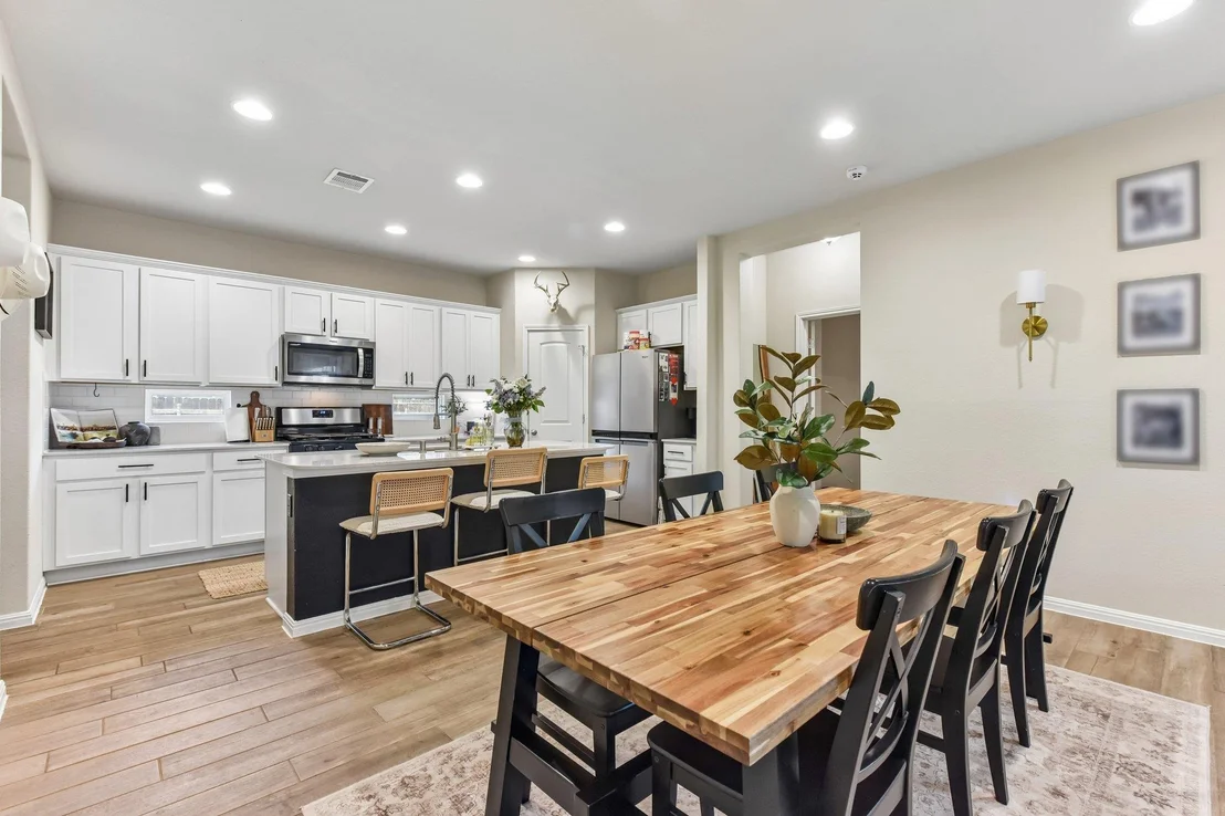Photo of 2228 River Place LN