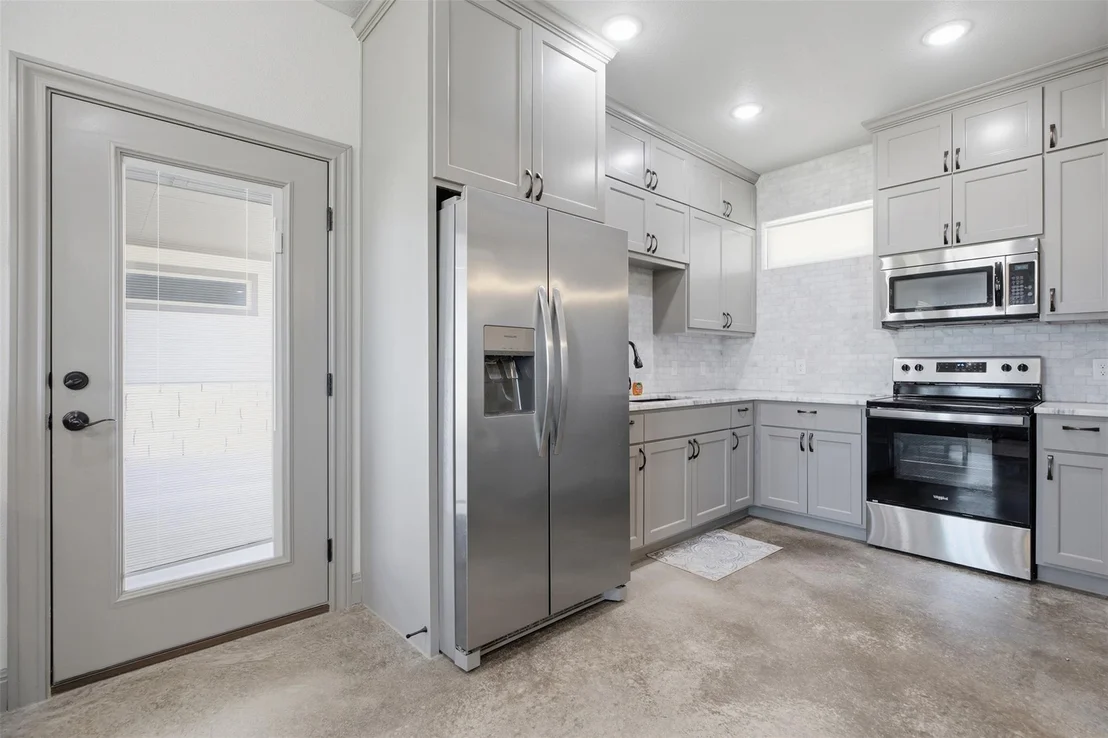 Photo of 323 County Road 301
