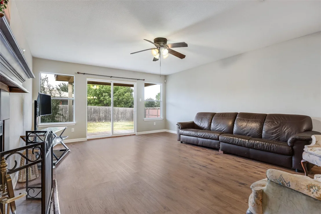 Photo of 3800 Hickox DR