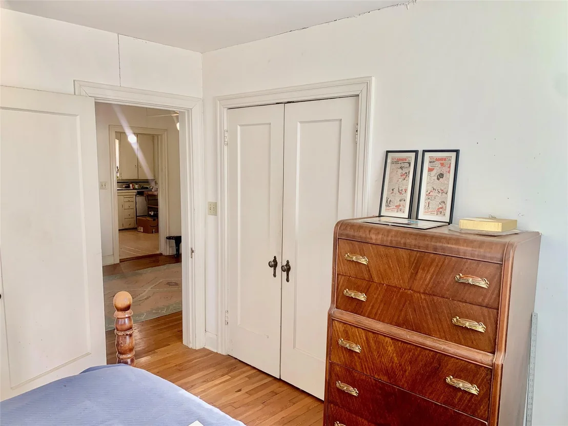 Photo of 1607 Wethersfield RD