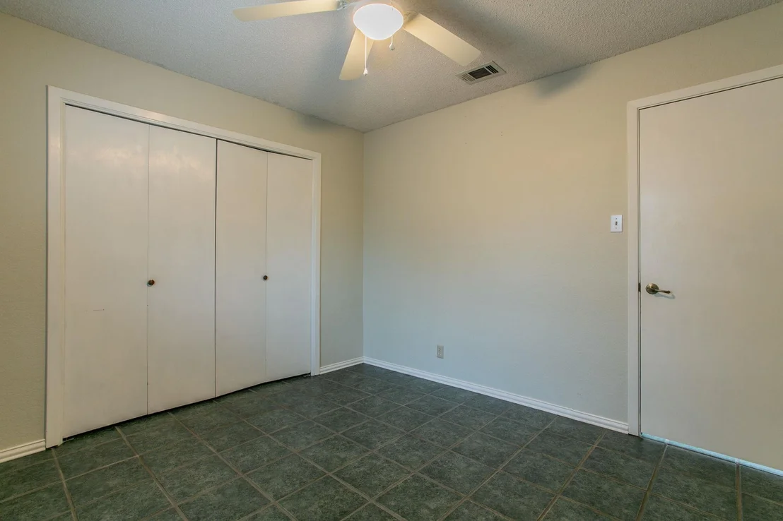 Photo of 3502 Elm DR
