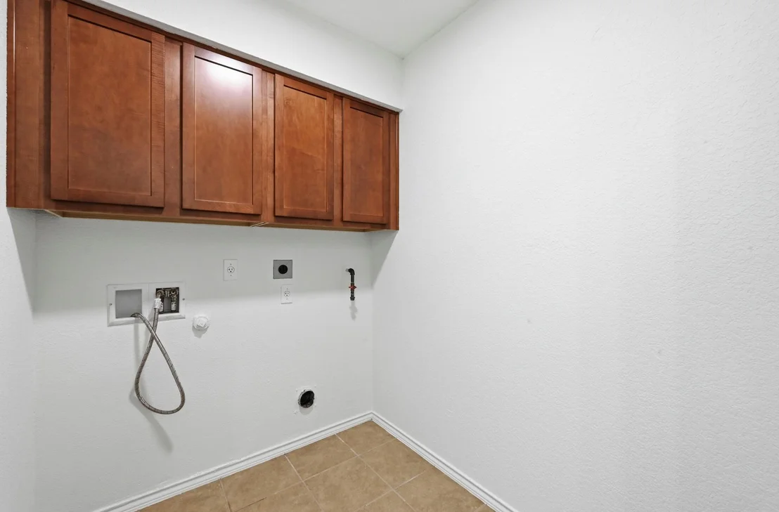 Photo of 11716 Running Brush CV