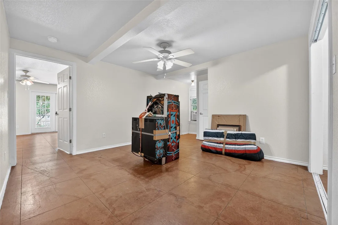 Photo of 203 Oxbow TRL