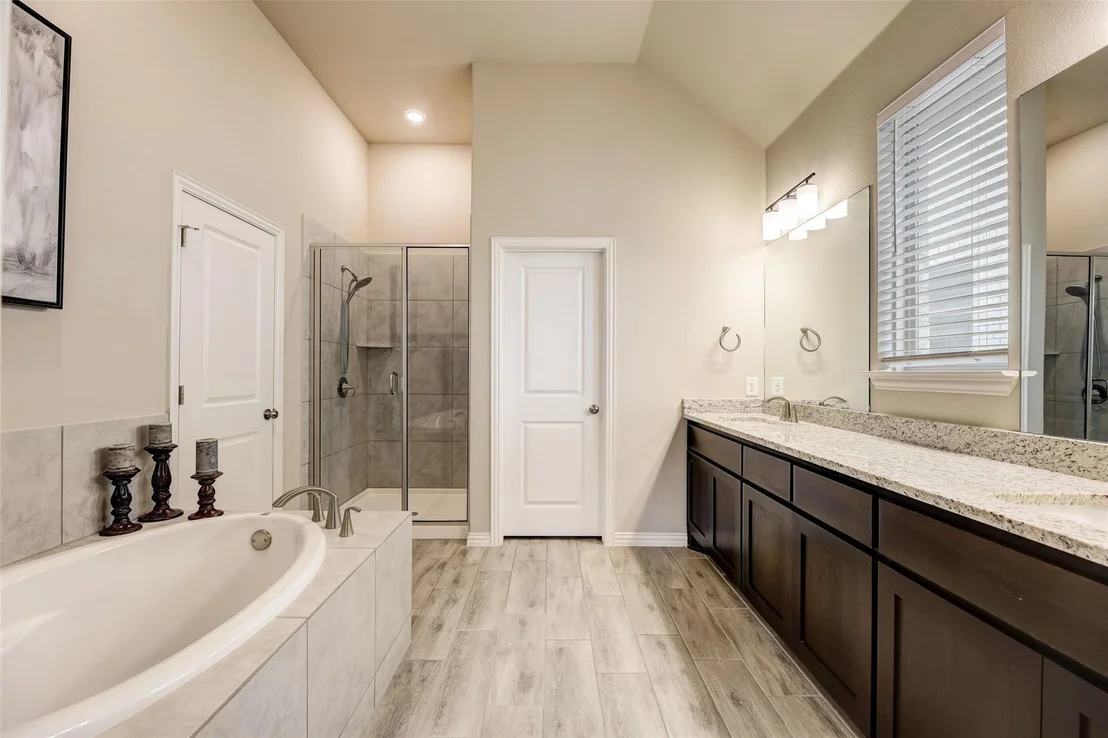 Photo of 285 Coyote Creek WAY