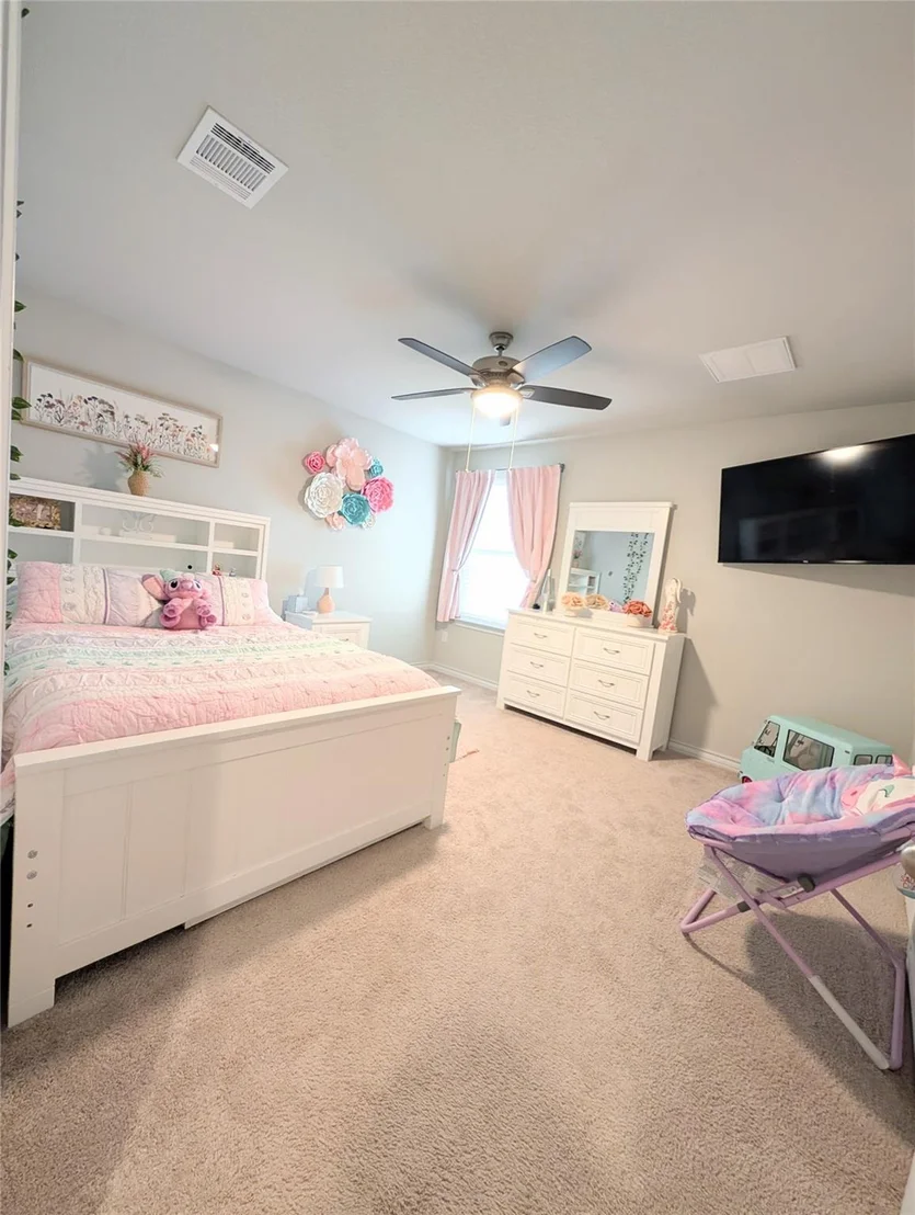 Photo of 226 Thornless CIR