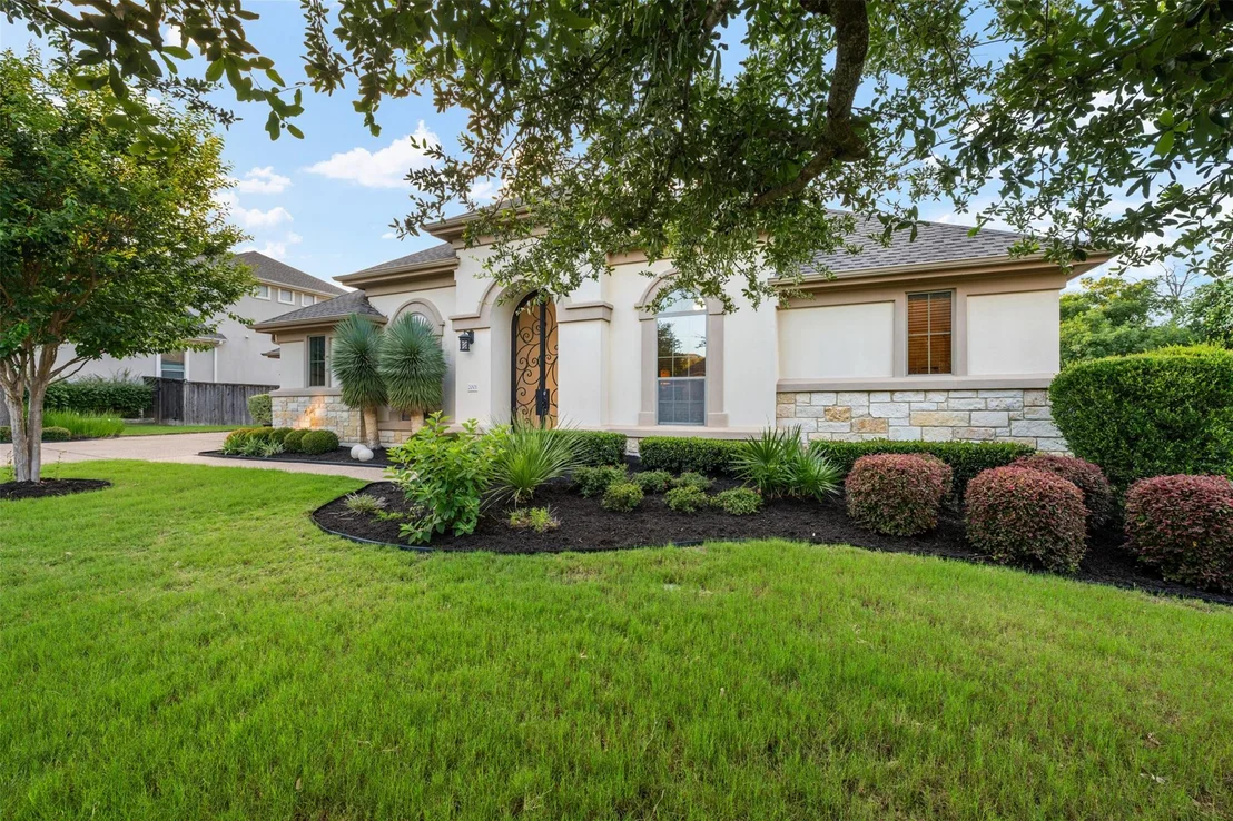 Photo of 2001 Long Bow DR