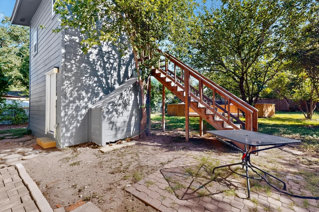Photo of 1100 Neans DR
