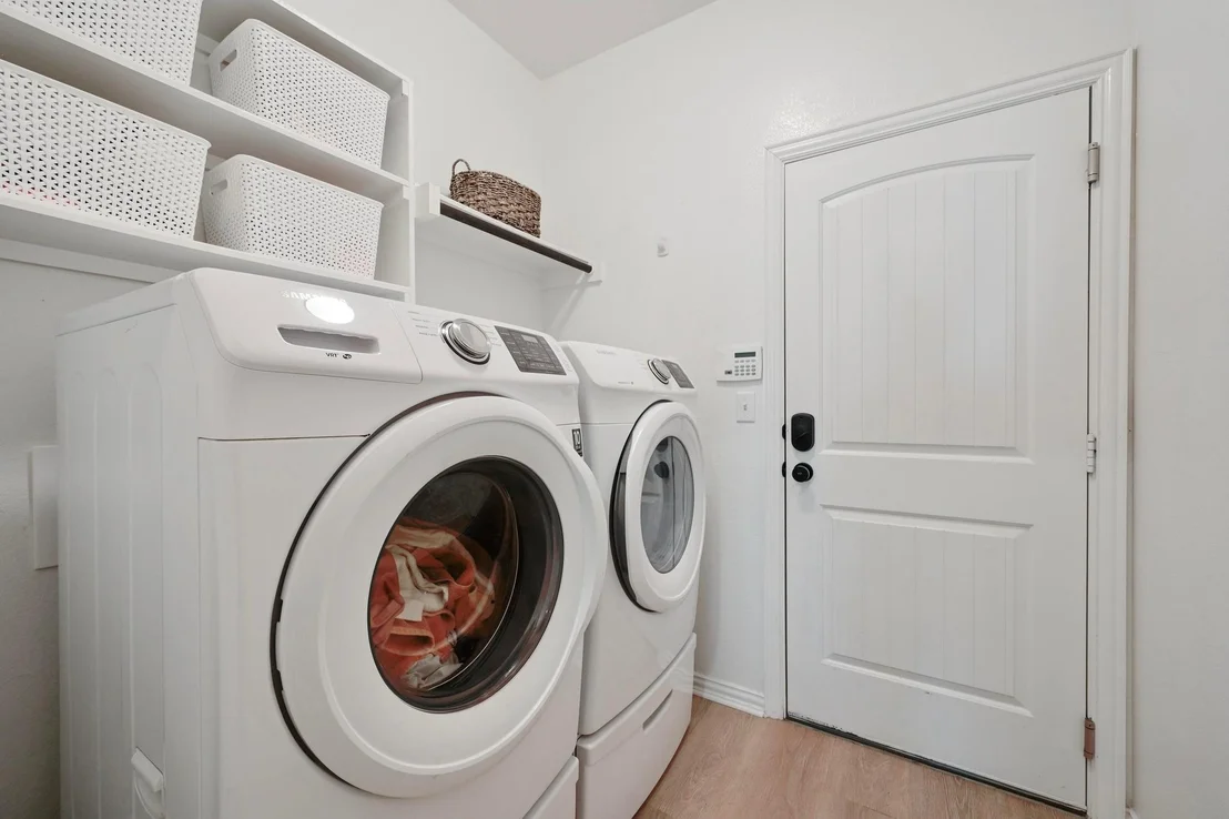 Photo of 903 Allende BND