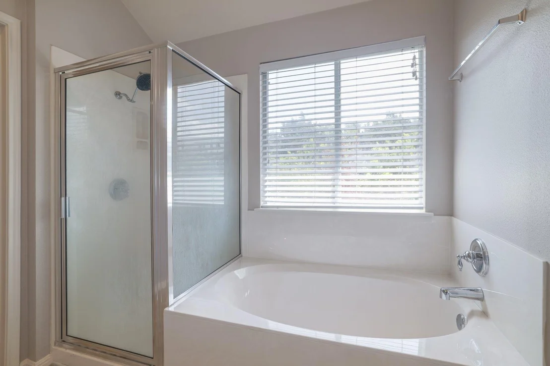 Photo of 412 Colonial Park BLVD
