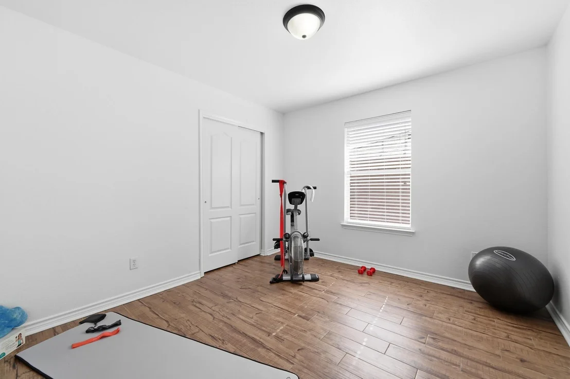 Photo of 1118 Giberson WAY
