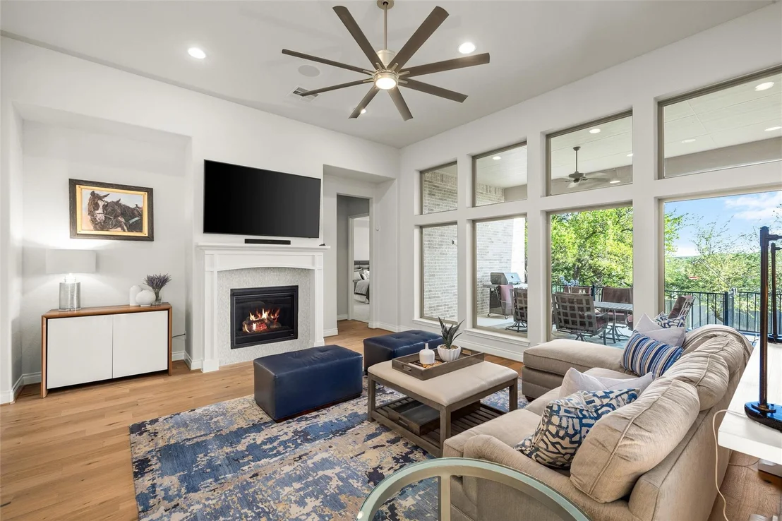 Photo of 216 Indian Grass CV