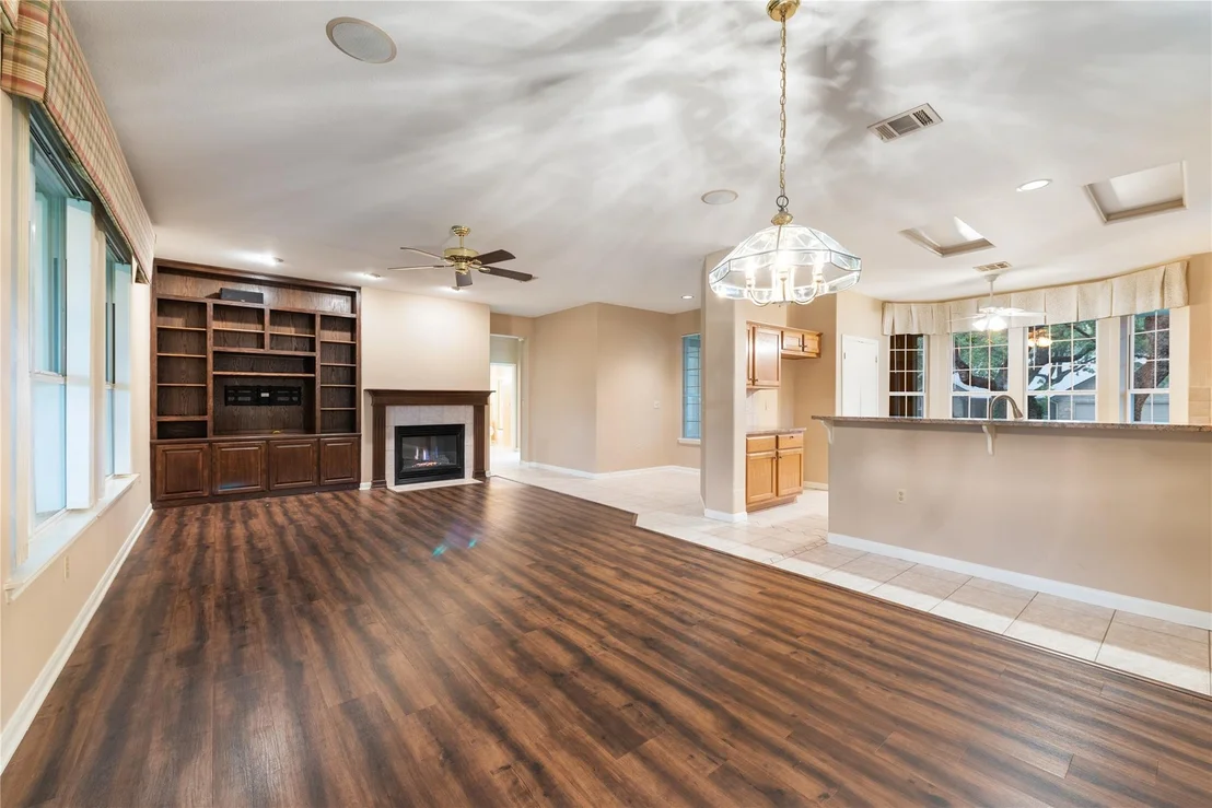 Photo of 125 Nighthawk WAY