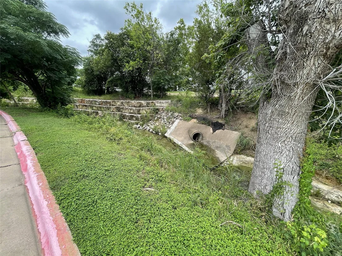 Photo of 904 Battle Bend BLVD