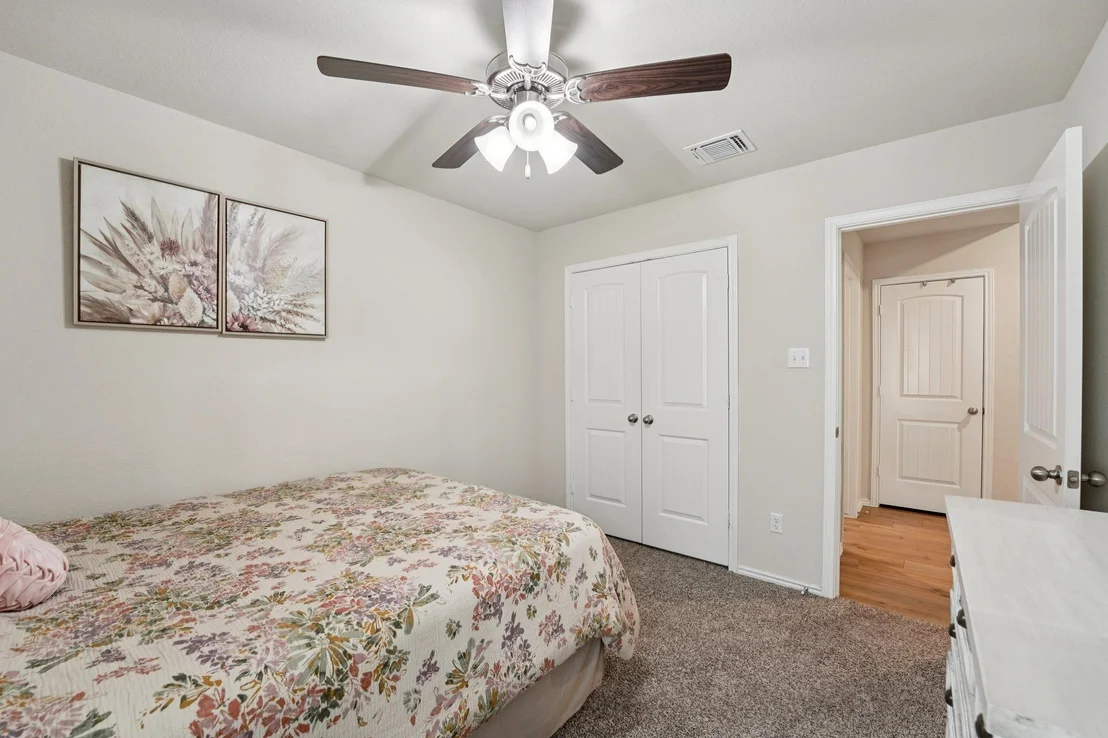Photo of 184 Pivot DR