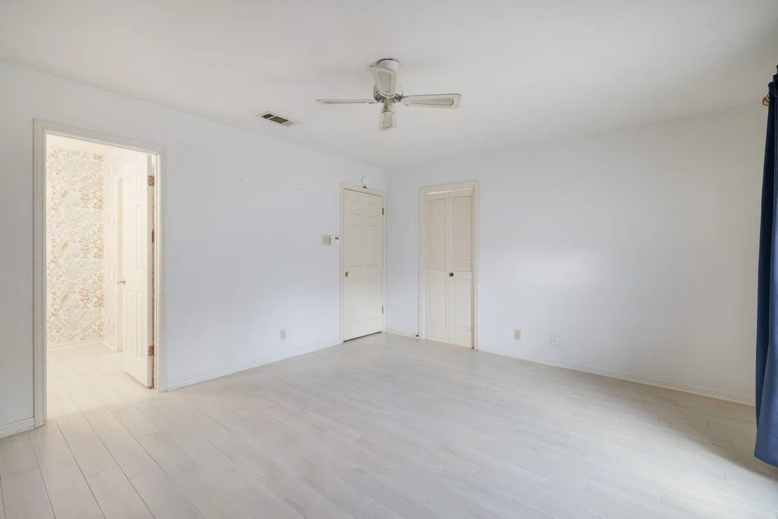 Photo of Unit B at 11133 Pinehurst #B DR