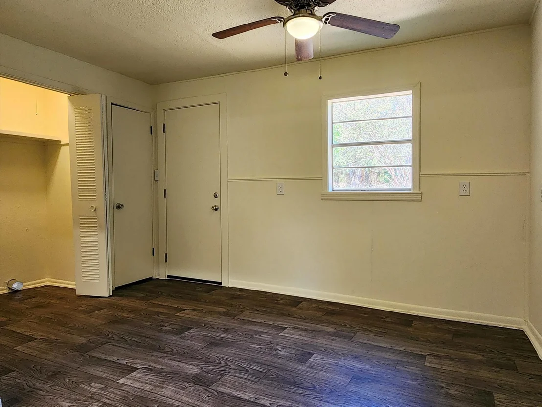 Photo of 124 Circle DR