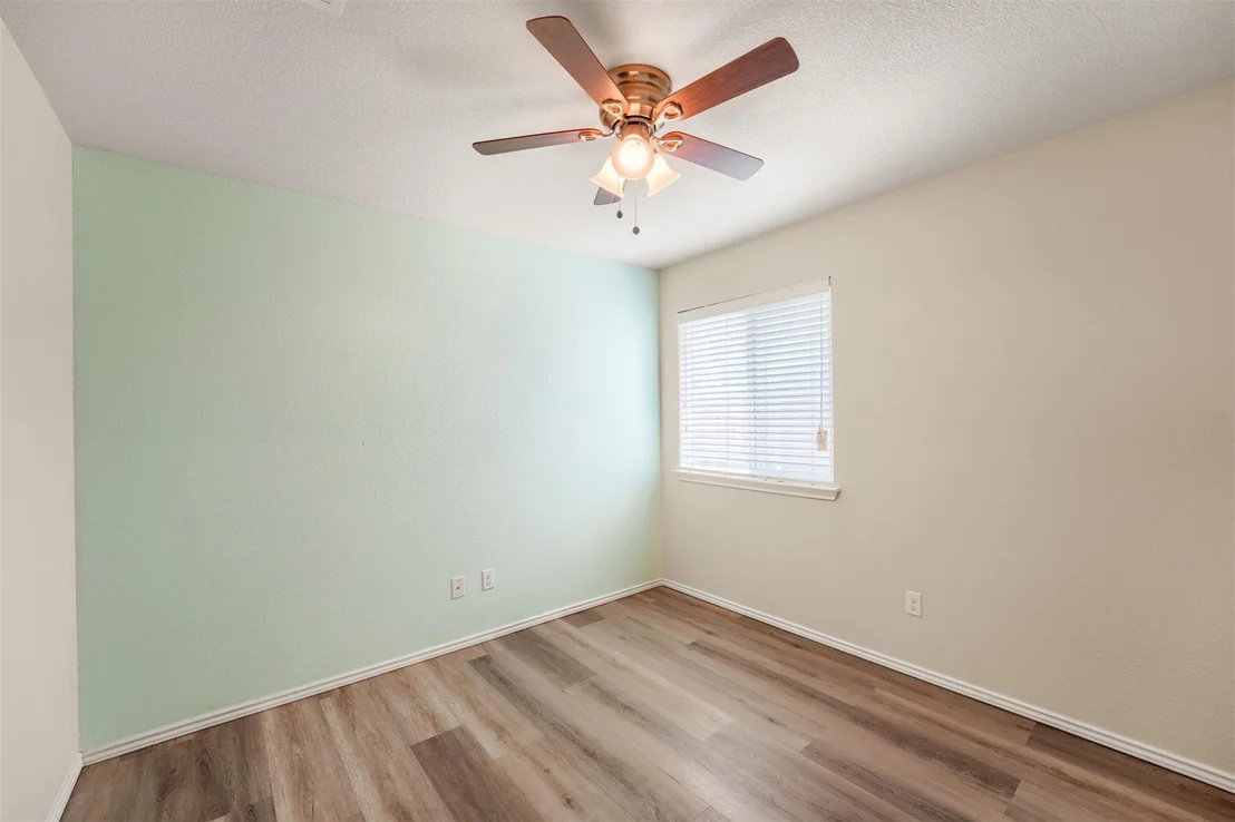 Photo of 13200 Ring DR