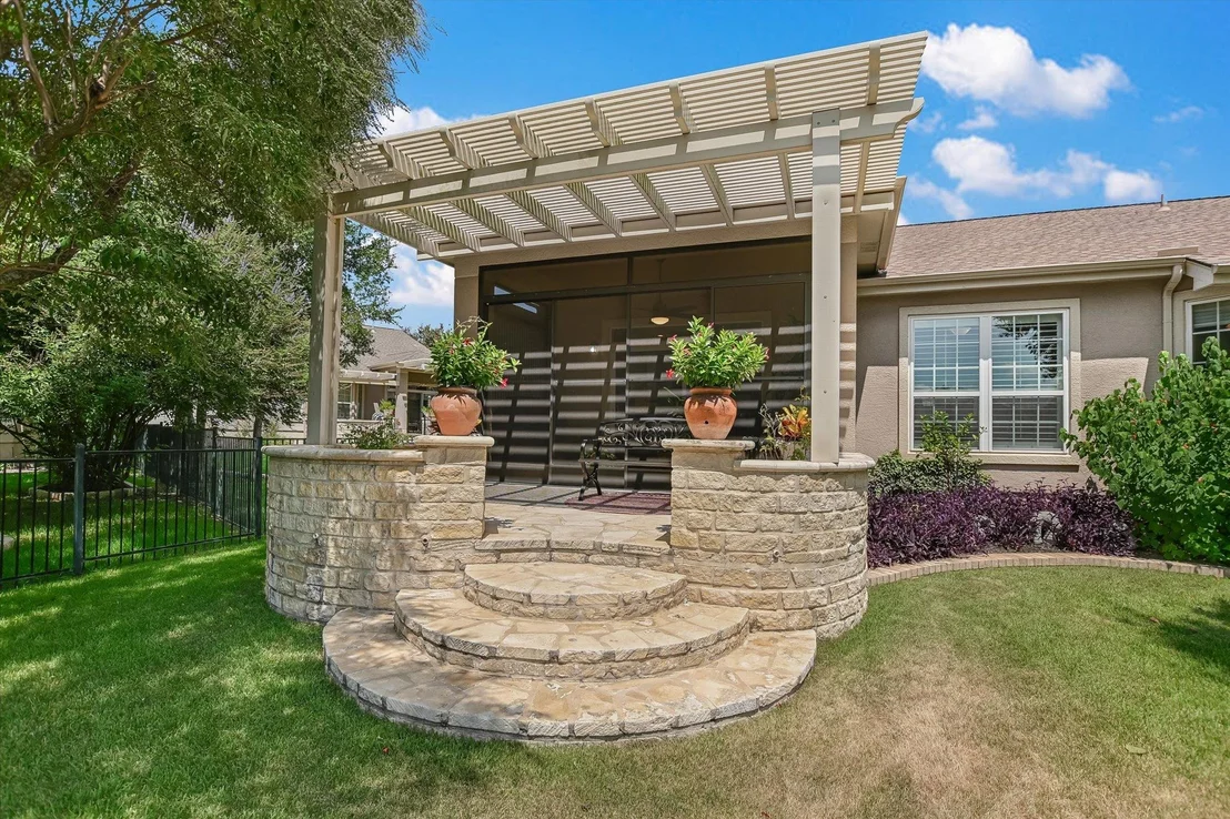 Photo of 304 Deer Meadow CIR