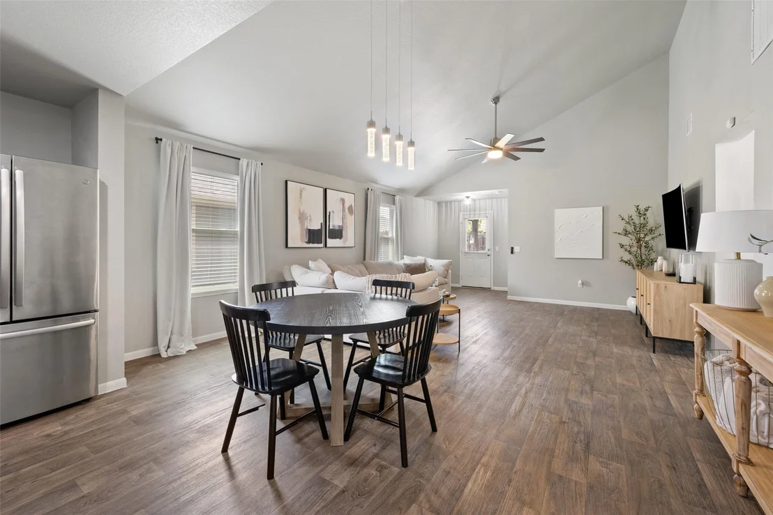 Photo of 104 San Bernard TRL