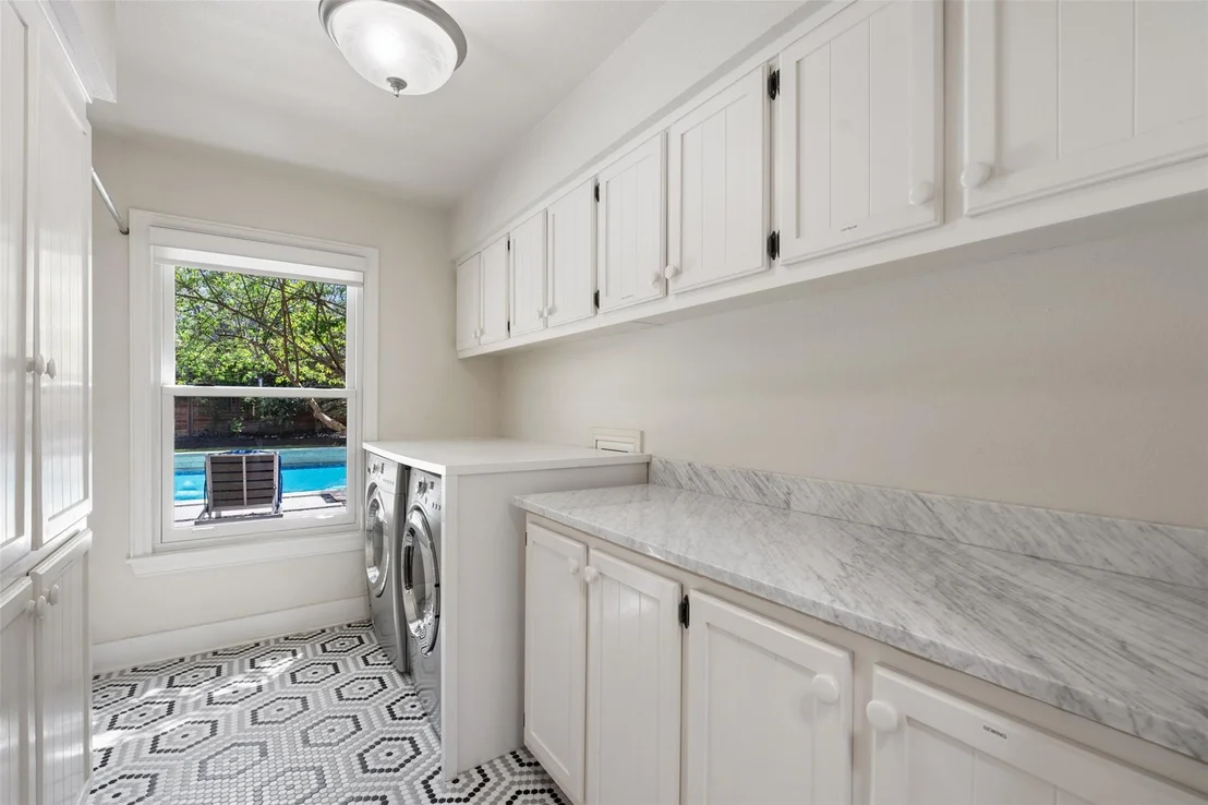 Photo of 128 Firebird ST