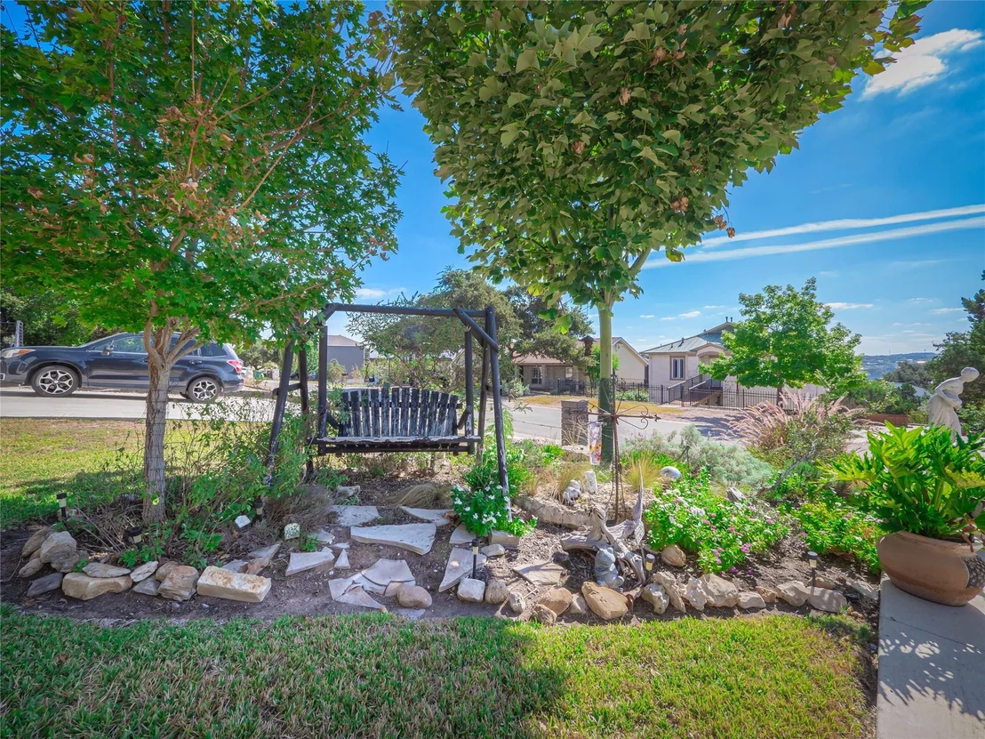Photo of 308 Buckhorn DR