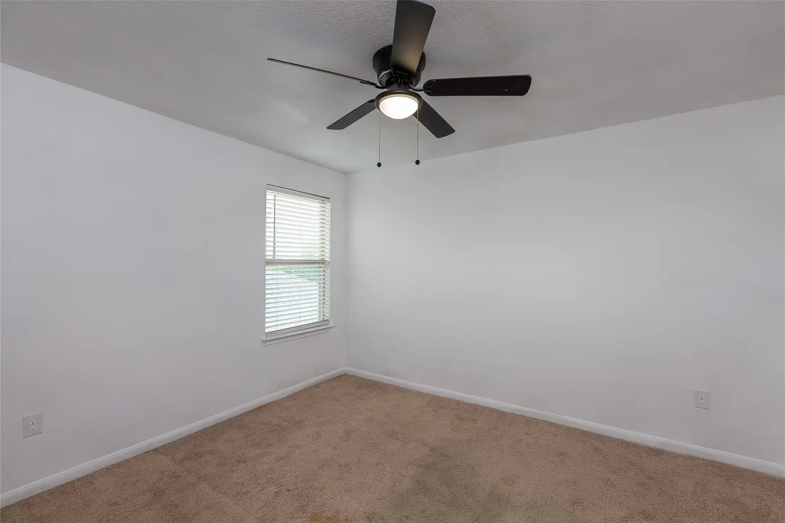 Photo of 614 Pinnacle DR