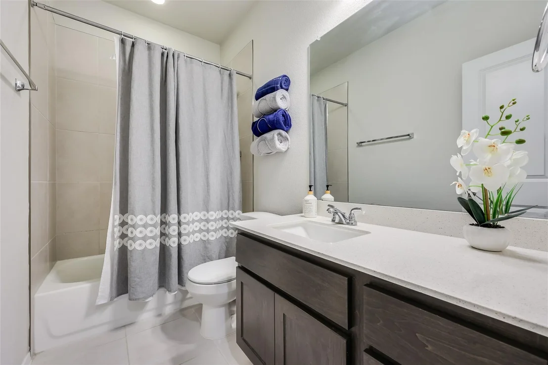 Photo of 21522 Horseshoe LOOP