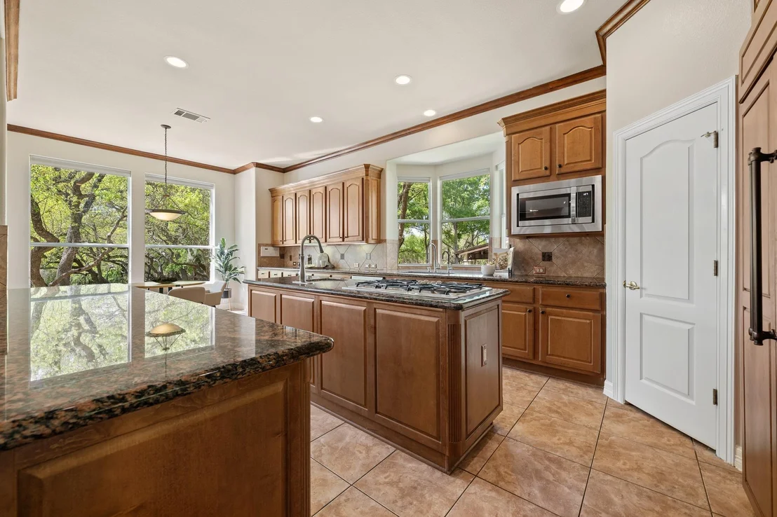 Photo of 2614 Collingwood DR