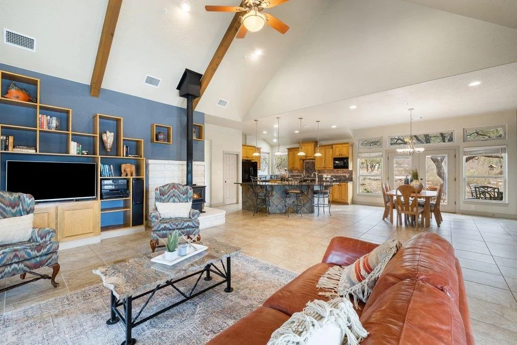 Photo of 232 Crooked Oak LN