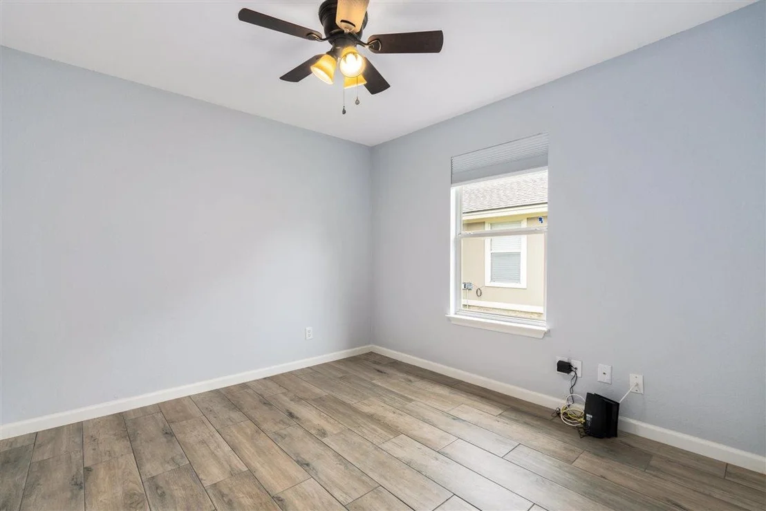 Photo of 2147 Jasmine PATH
