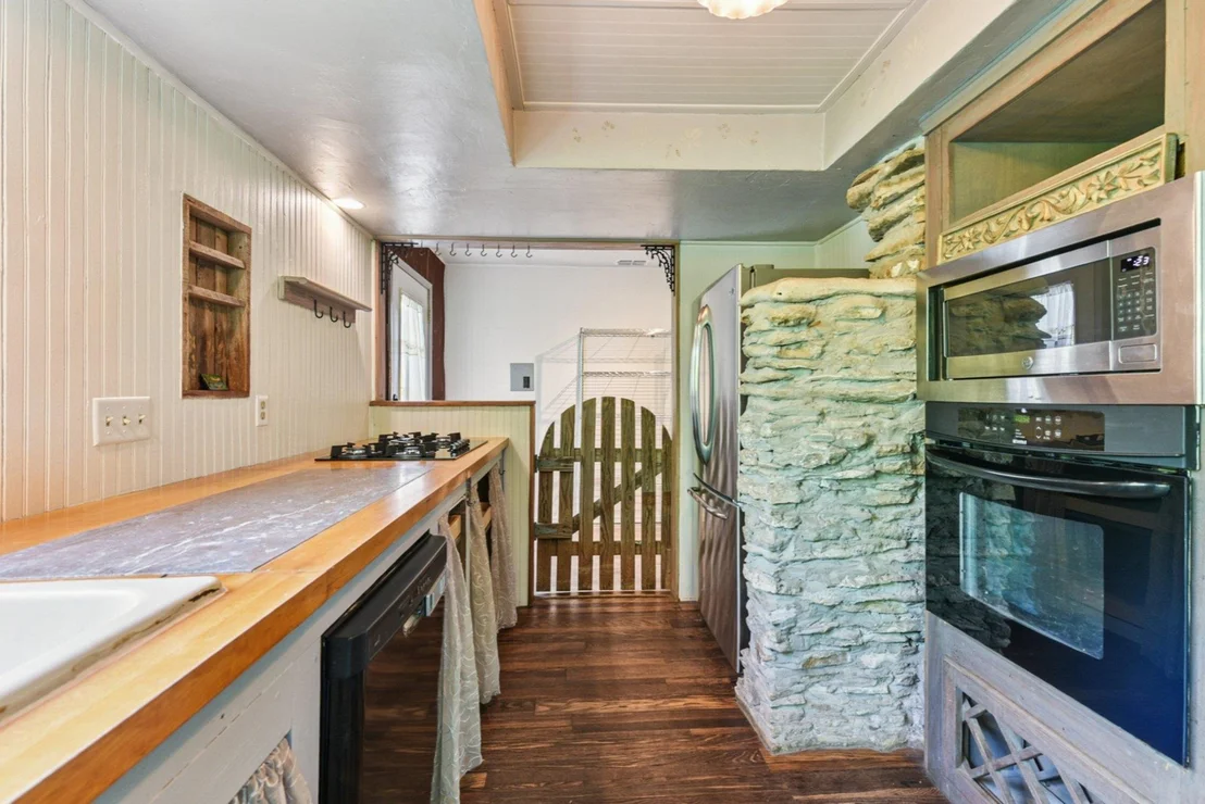 Photo of 602 Splitrock