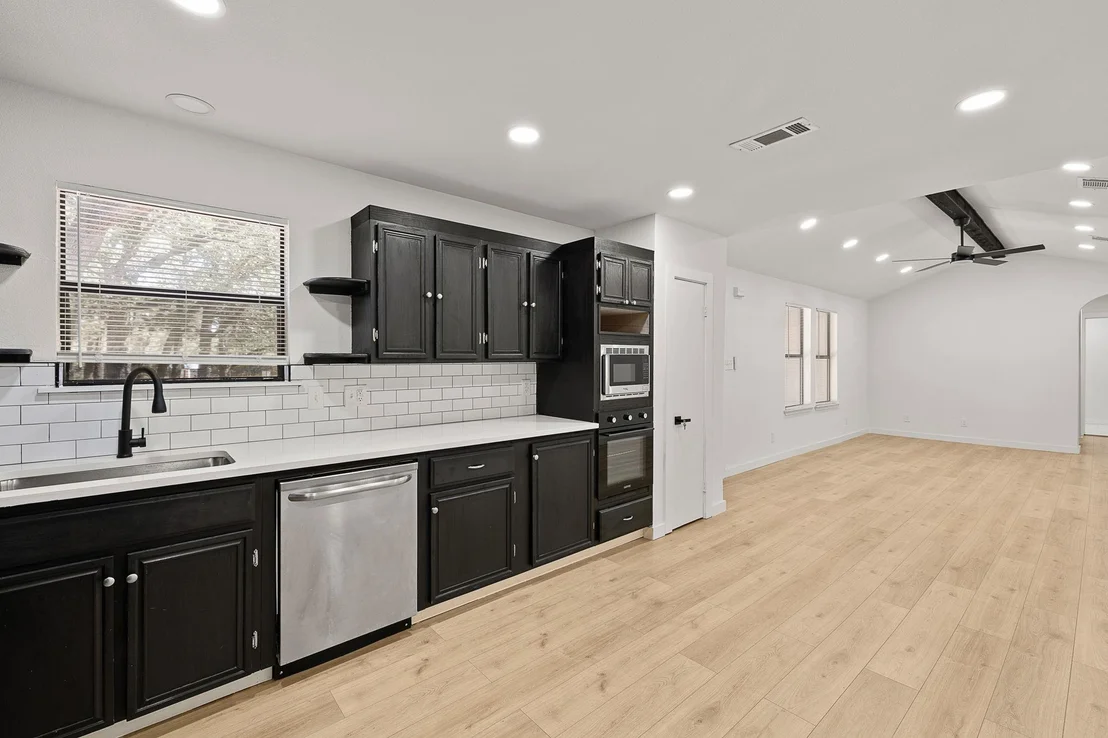 Photo of 349 Forest Lake DR