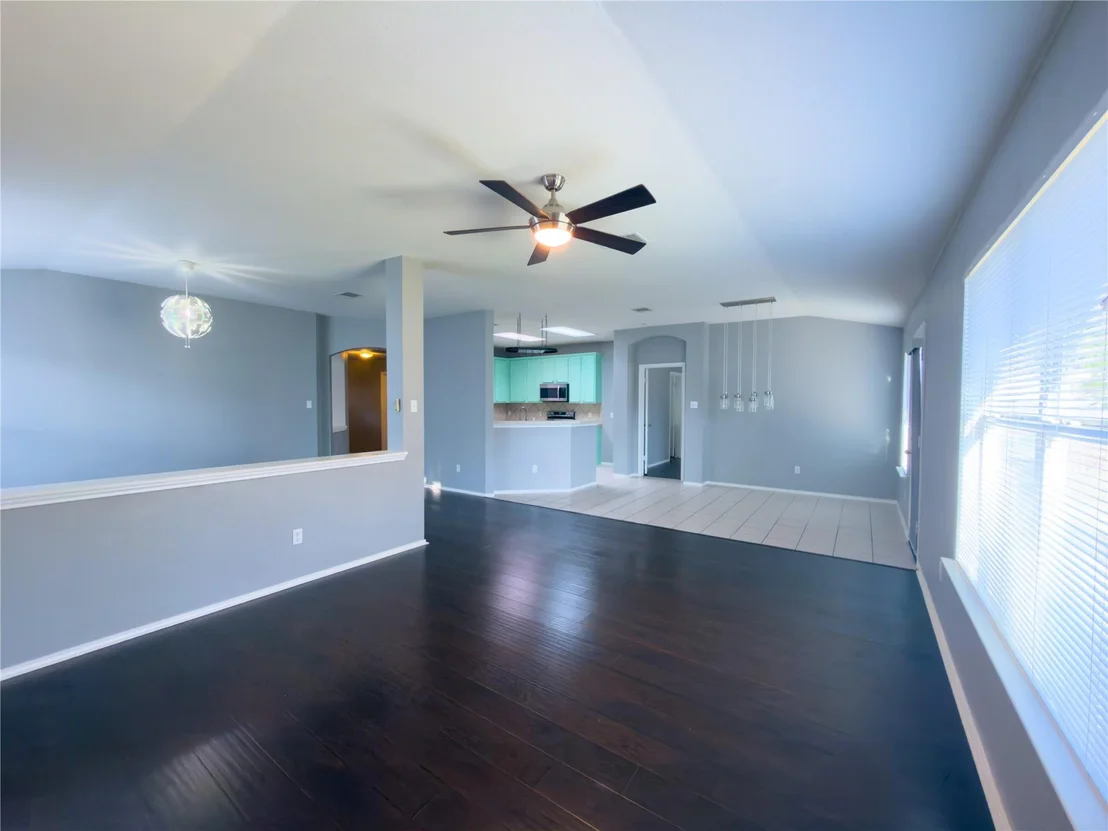 Photo of 310 Bubbling Brook DR